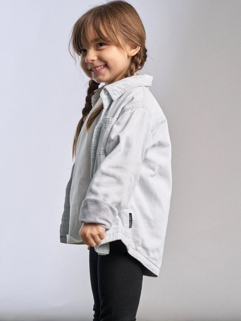 Little Bipsy Unisex Light Wash Denim Shacket 3T-4T - Picture 2 of 6